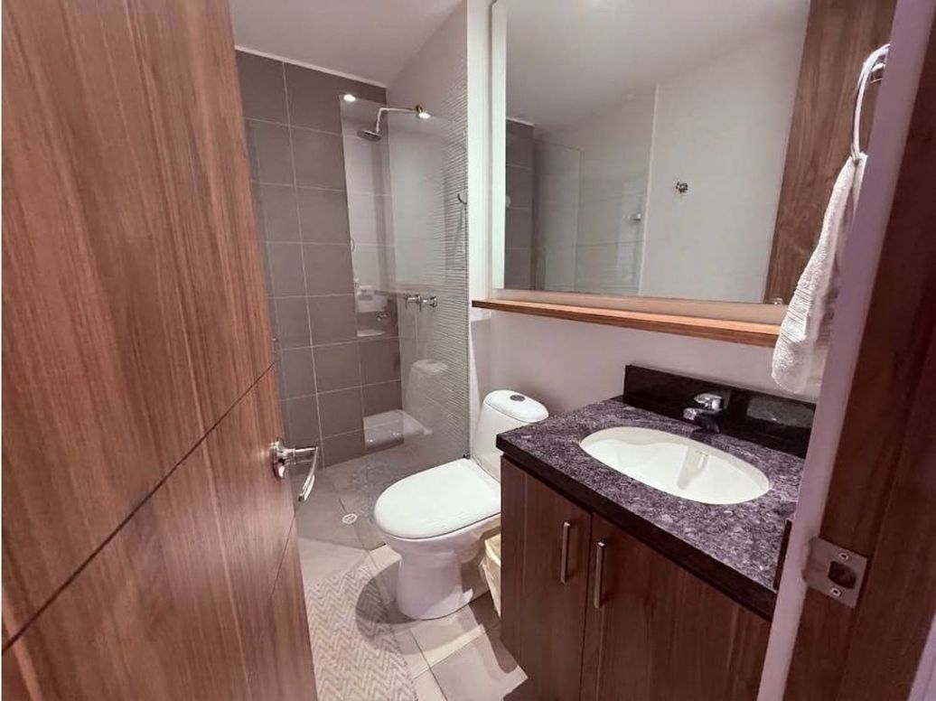 Apartamento de 3 alcobas en venta en Modelia, Bogotá, 98 m² · foto 16 de 20
