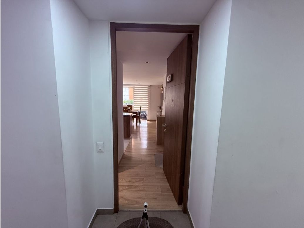 Apartamento de 3 alcobas en venta en Modelia, Bogotá, 98 m² · foto 4 de 20