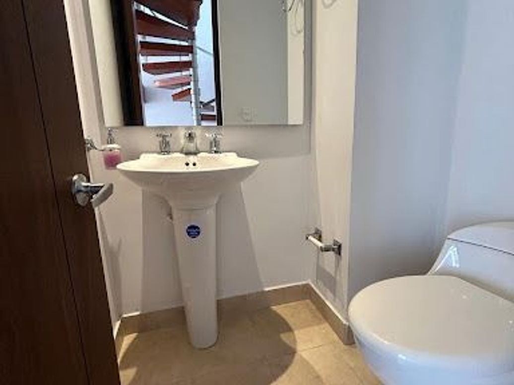 Apartamento de 1 alcoba en venta en Chapinero Noroccidental, Bogotá, 57 m² · foto 8 de 19
