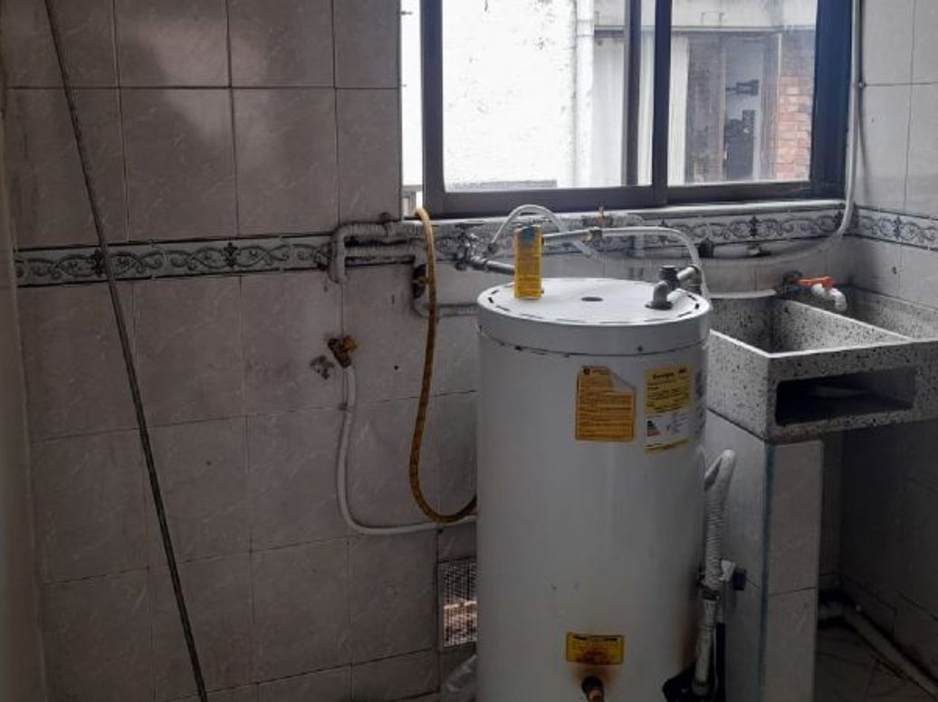 Apartamento de 3 alcobas en venta en Las Américas, Bogotá, 123 m² · foto 8 de 12