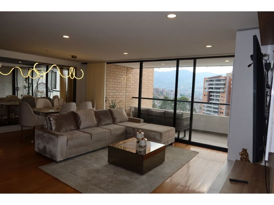 Apartamento en Arriendo Envigado en Envigado