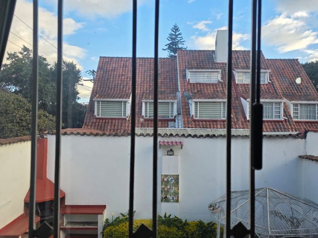 Casa de 5 alcobas en venta en Prado Veraniego Norte, Bogotá, 215 m² · foto 12 de 20