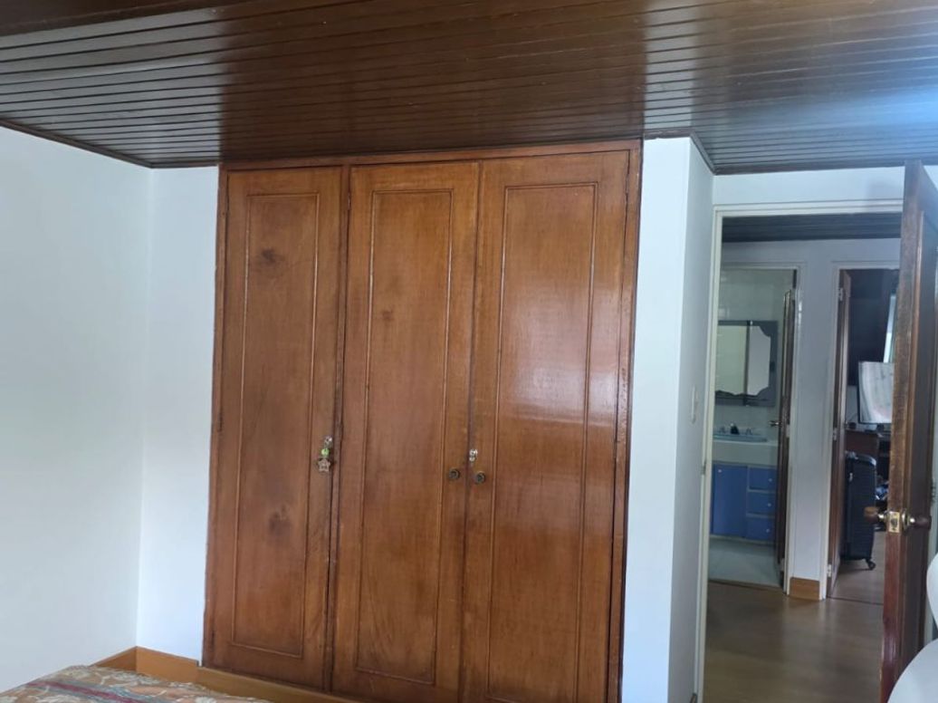 Casa de 5 alcobas en venta en Prado Veraniego Norte, Bogotá, 215 m² · foto 18 de 20