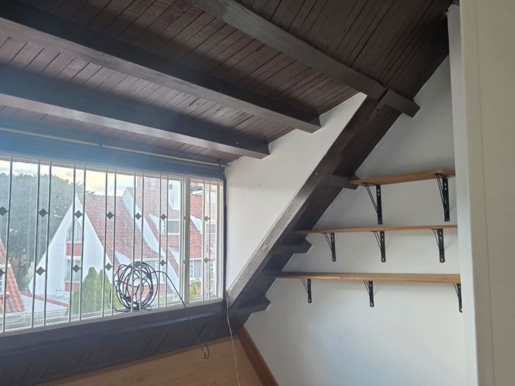 Casa de 5 alcobas en venta en Prado Veraniego Norte, Bogotá, 215 m² · foto 6 de 20