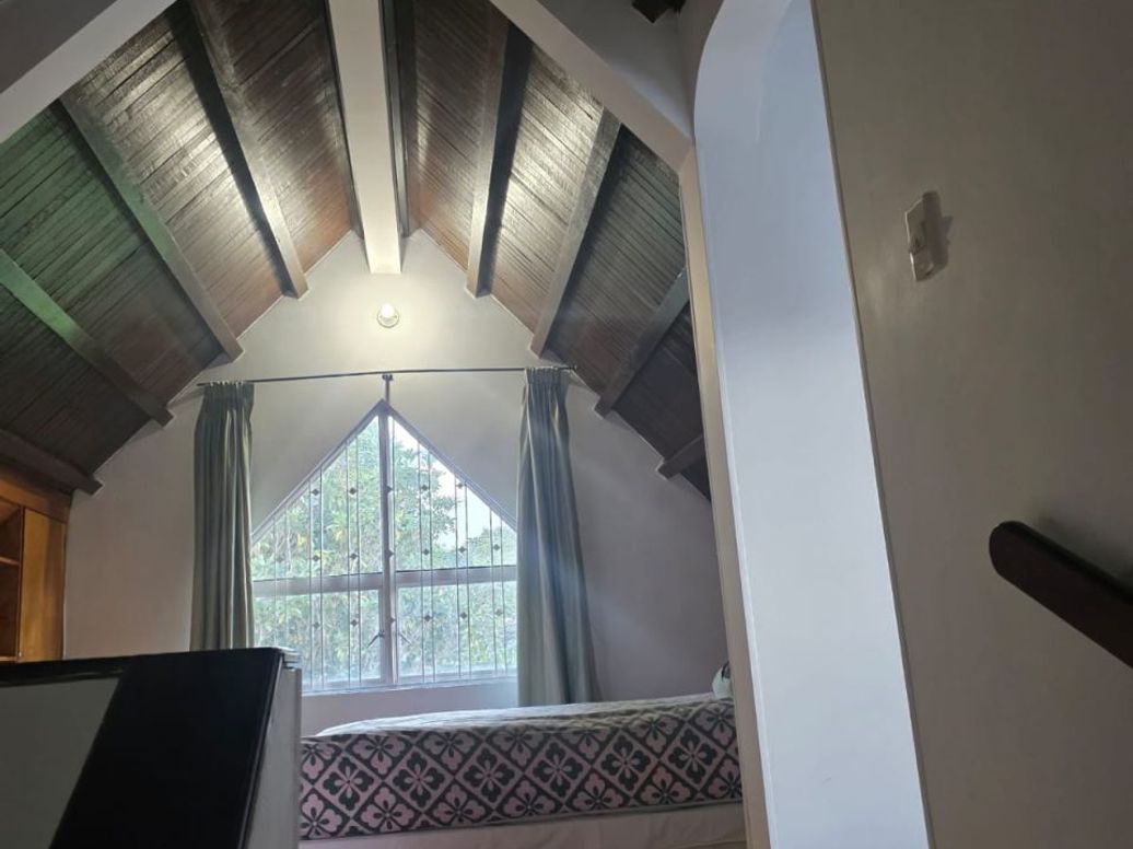 Casa de 5 alcobas en venta en Prado Veraniego Norte, Bogotá, 215 m² · foto 13 de 20