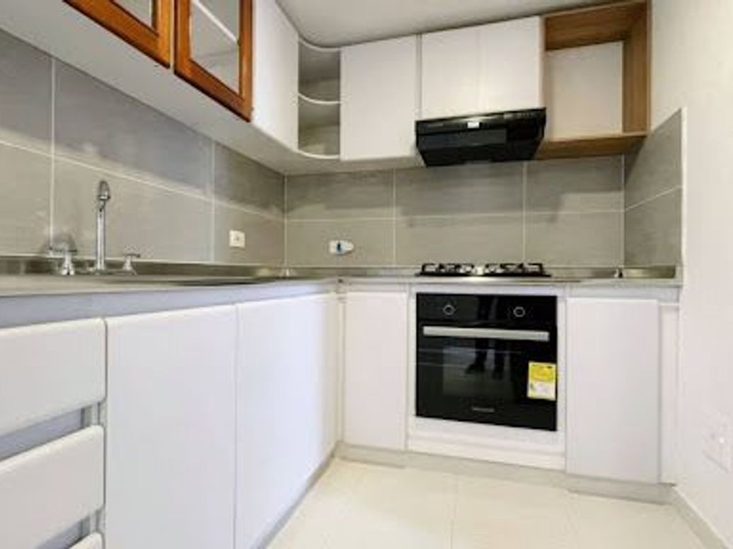 Apartamento de 3 alcobas en venta en La Macarena, Bogotá, 117 m² · foto 6 de 20