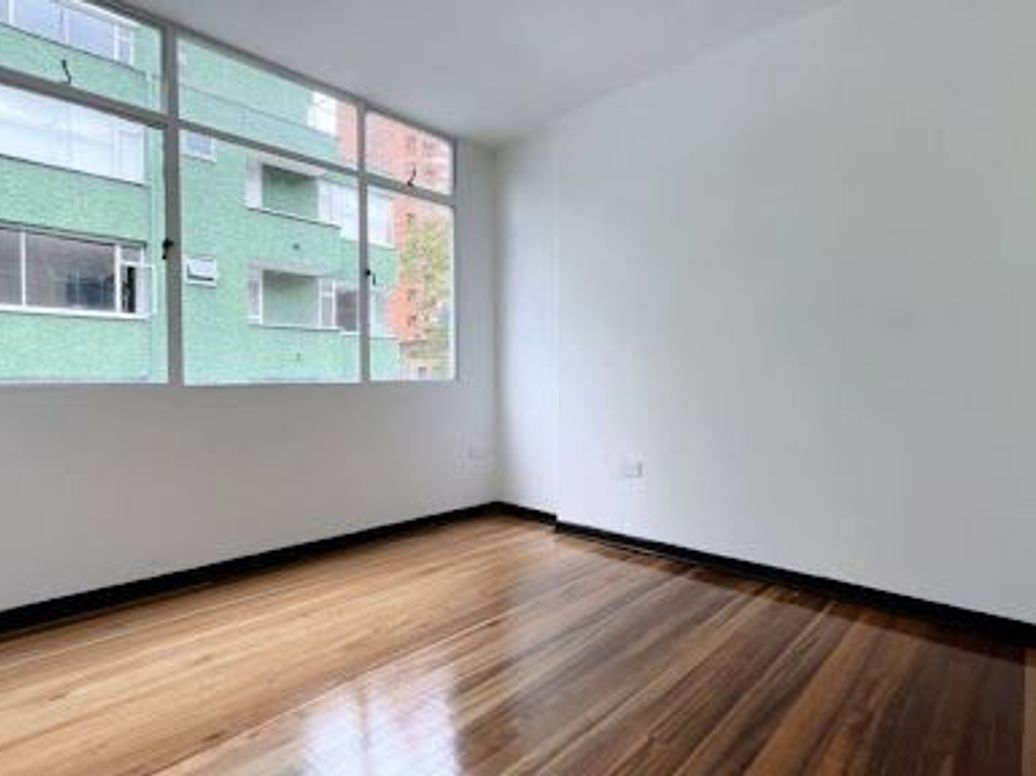 Apartamento de 3 alcobas en venta en La Macarena, Bogotá, 117 m² · foto 19 de 20
