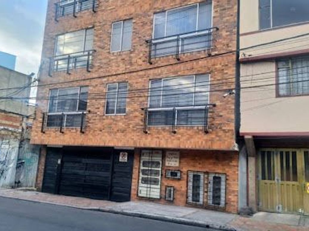Apartamento de 3 alcobas en venta en La Soledad Norte, Bogotá, 81 m² · foto 2 de 20