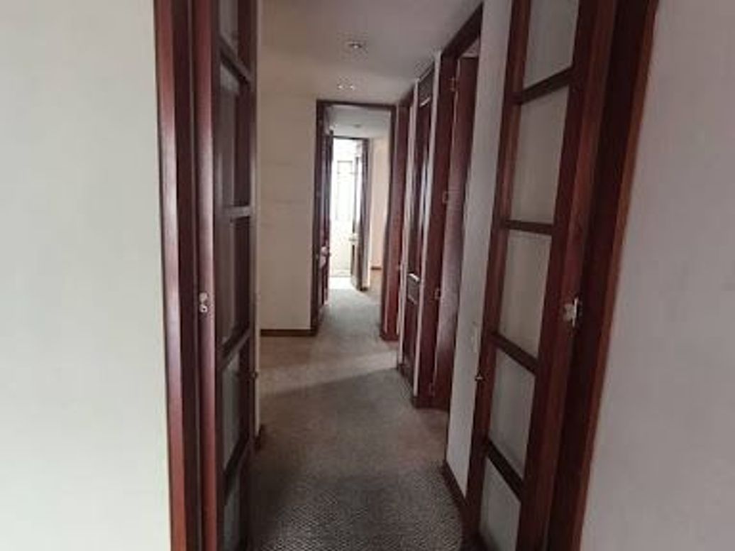 Apartamento de 3 alcobas en venta en Chicó Navarra, Bogotá, 114 m² · foto 13 de 20