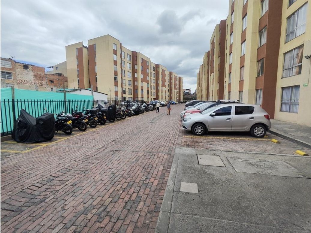 Apartamento de 3 alcobas en venta en San José Obrero Engativa, Bogotá, 41 m² · foto 16 de 17