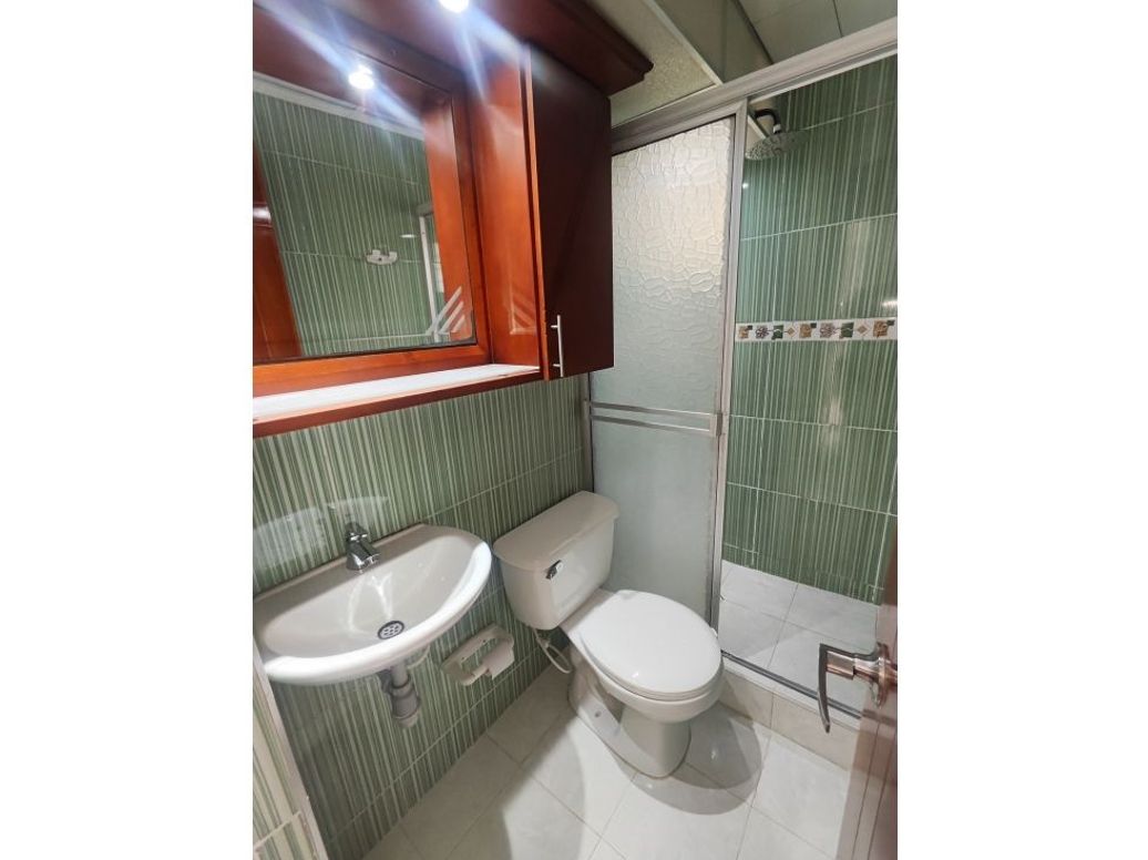 Apartamento de 3 alcobas en venta en San José Obrero Engativa, Bogotá, 41 m² · foto 3 de 17