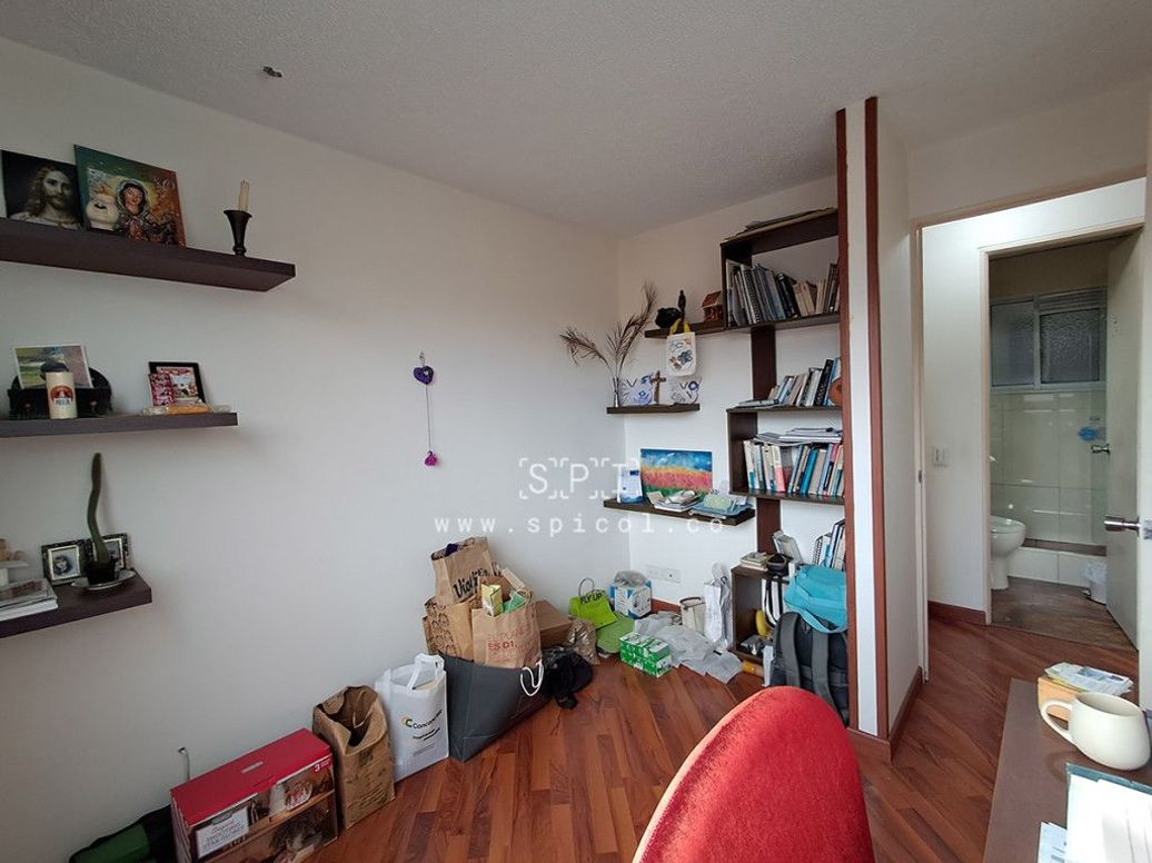 Apartamento de 3 alcobas en venta en El Plan, Bogotá, 56 m² · foto 7 de 13