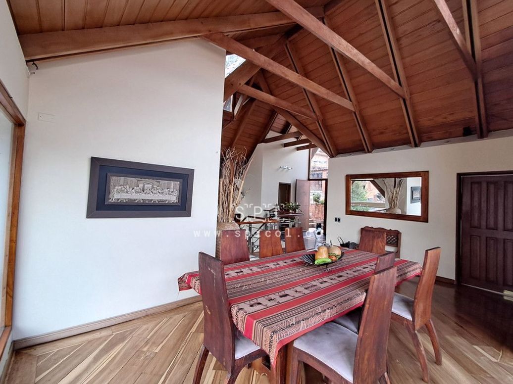 Casa de 4 alcobas en venta en Bosque De Pinos, Bogotá, 932 m² · foto 6 de 20