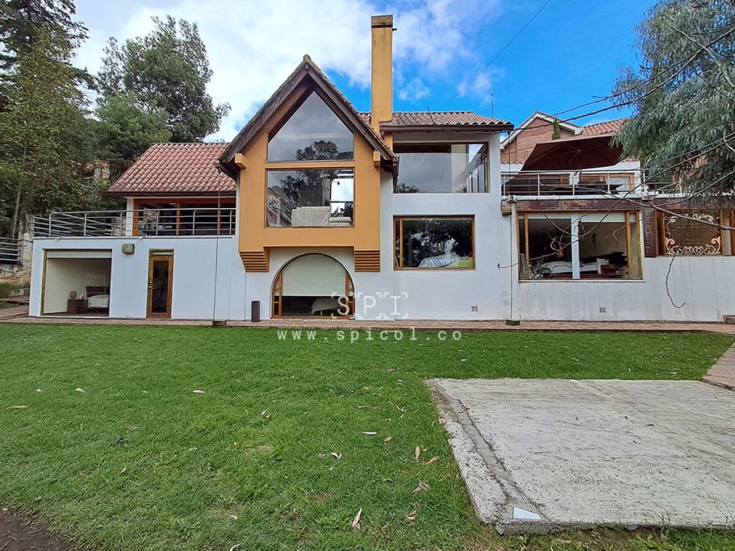 Casa de 4 alcobas en venta en Bosque De Pinos, Bogotá, 932 m² · foto 18 de 20