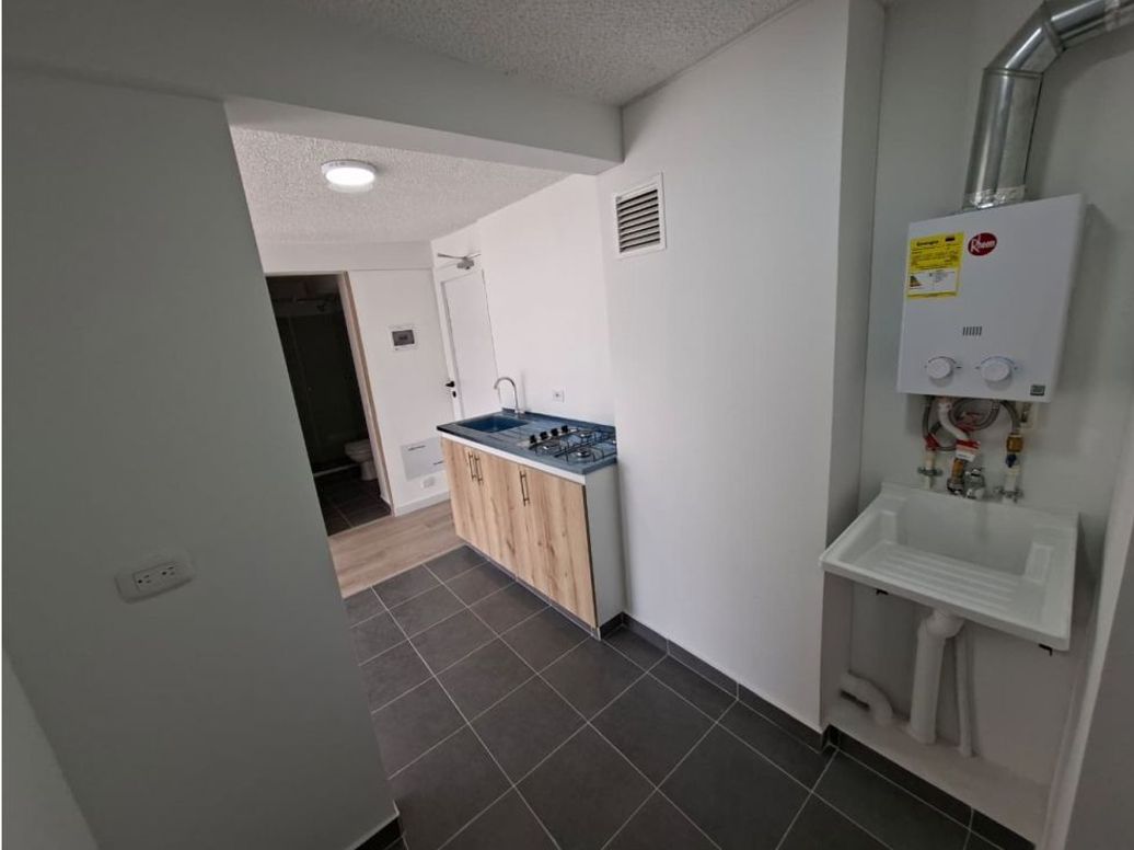 Apartaestudio en venta en Eduardo Santos, Bogotá, 37 m² · foto 5 de 15