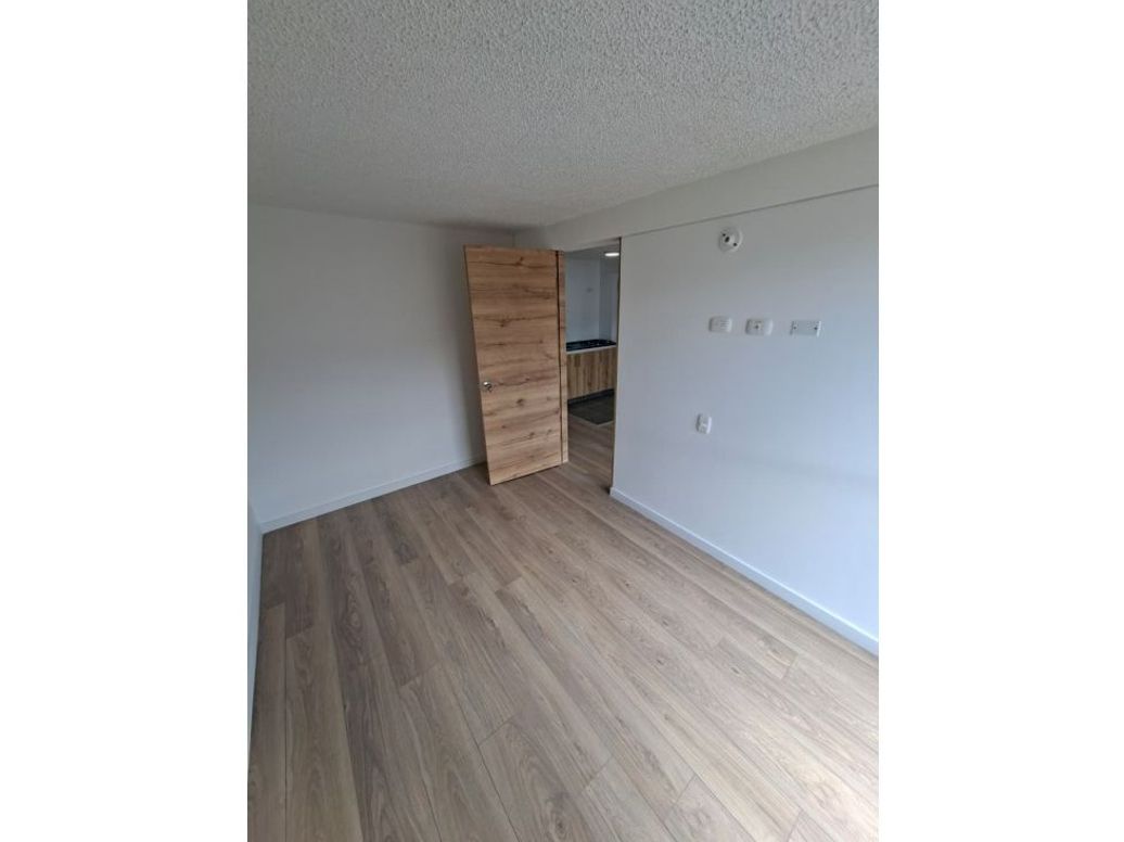 Apartaestudio en venta en Eduardo Santos, Bogotá, 37 m² · foto 10 de 15