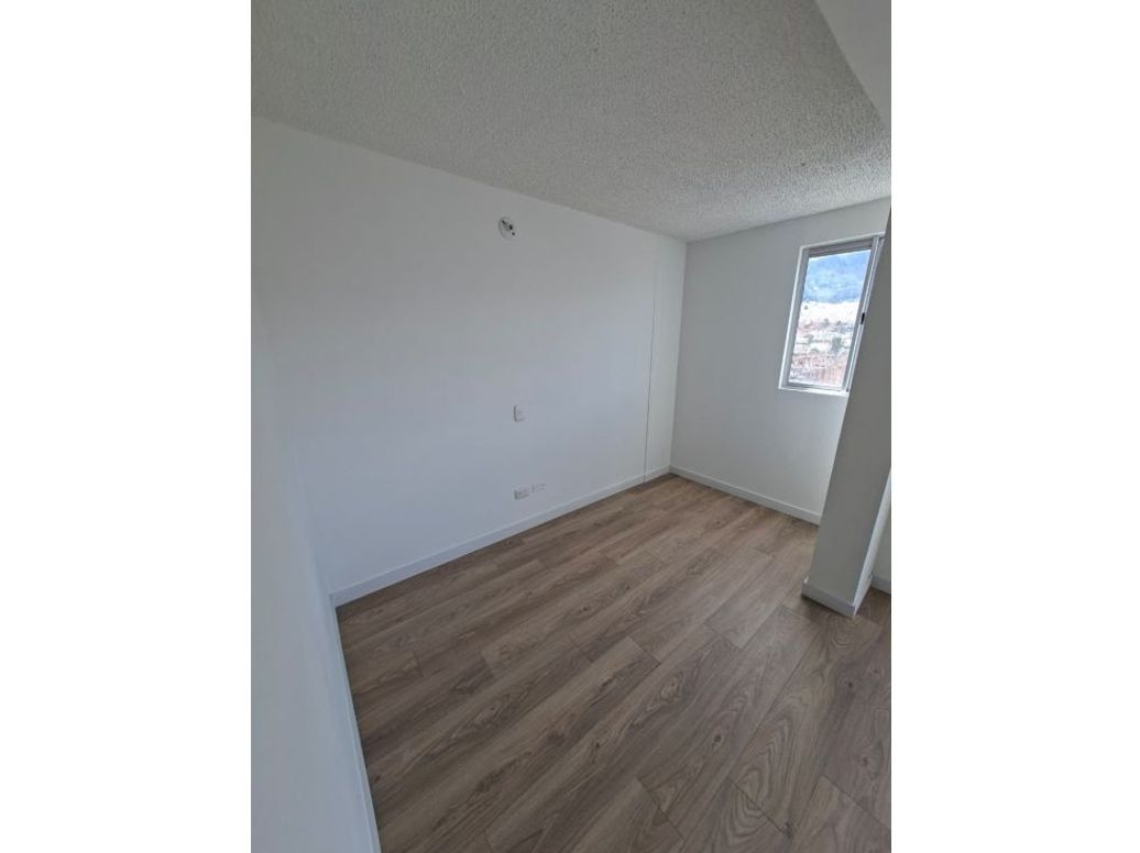 Apartaestudio en venta en Eduardo Santos, Bogotá, 37 m² · foto 3 de 15