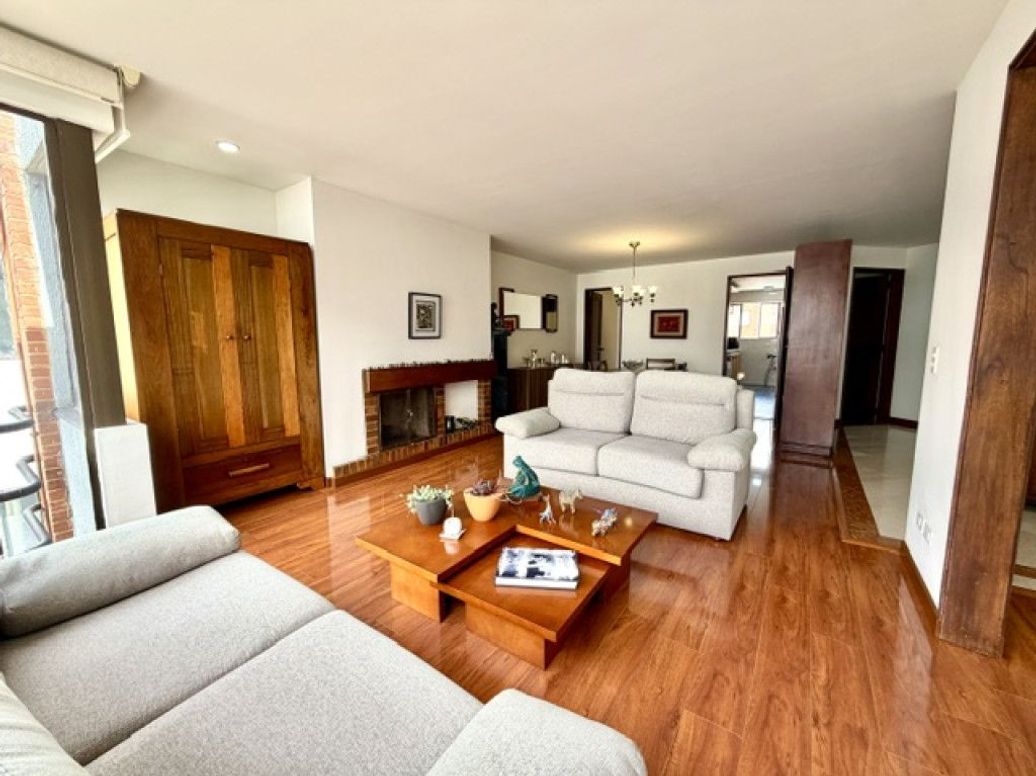 Apartamento en venta en Santa Barbara Central, Bogotá · foto 5 de 20