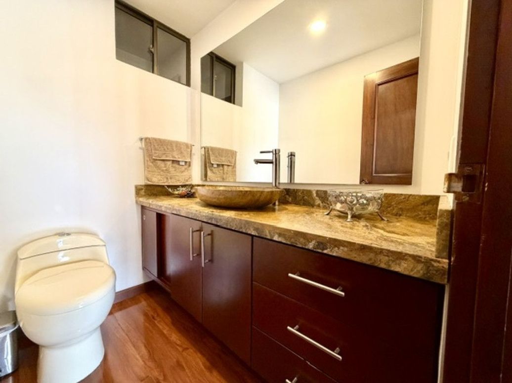 Apartamento en venta en Santa Barbara Central, Bogotá · foto 14 de 20