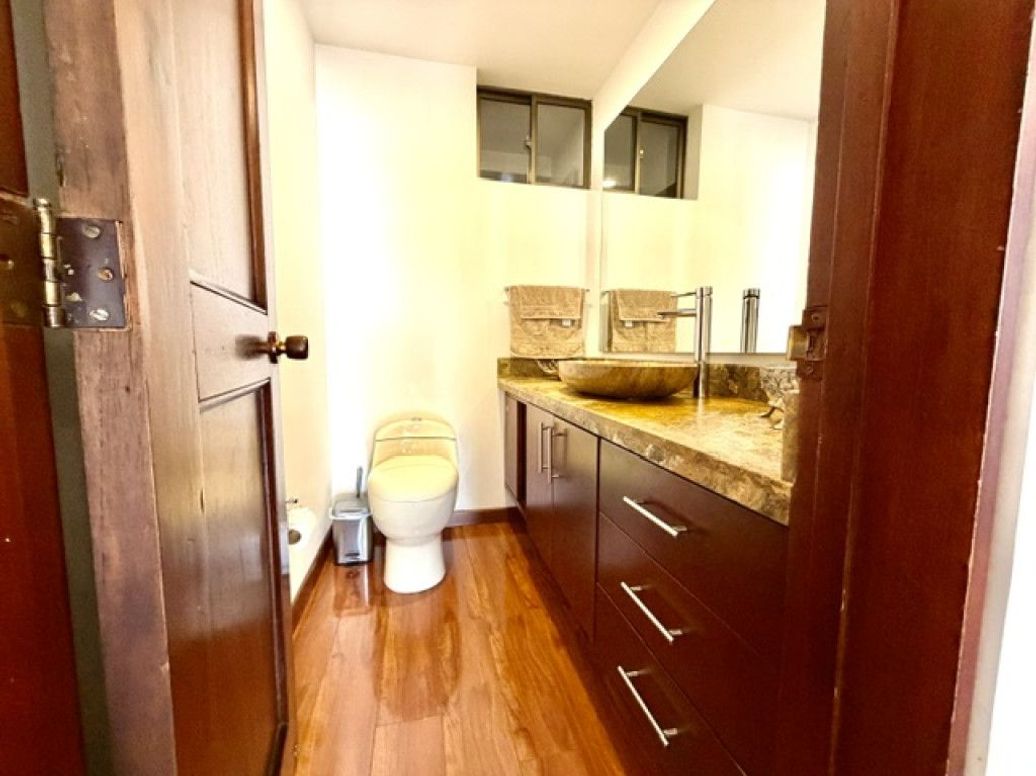Apartamento en venta en Santa Barbara Central, Bogotá · foto 17 de 20