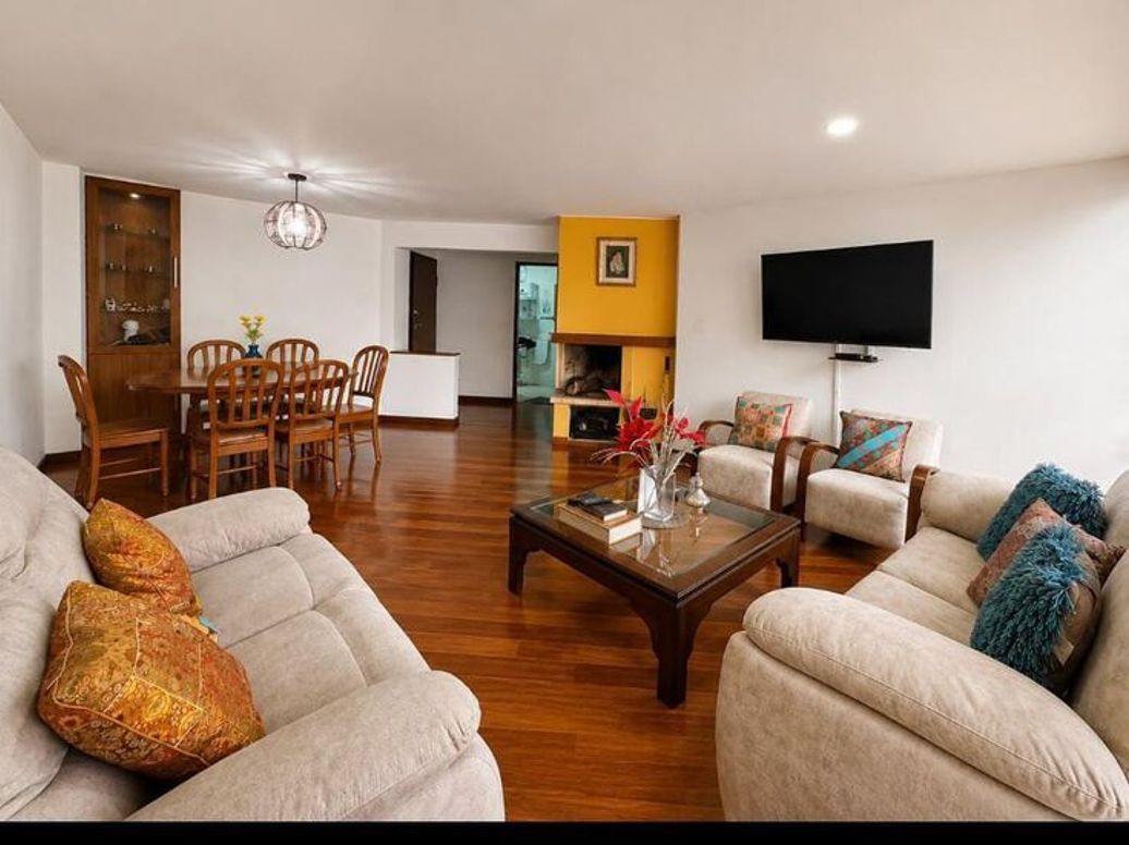 Apartamento de 3 alcobas en venta en Rincon Del Chicó, Bogotá, 112 m² · foto 11 de 15