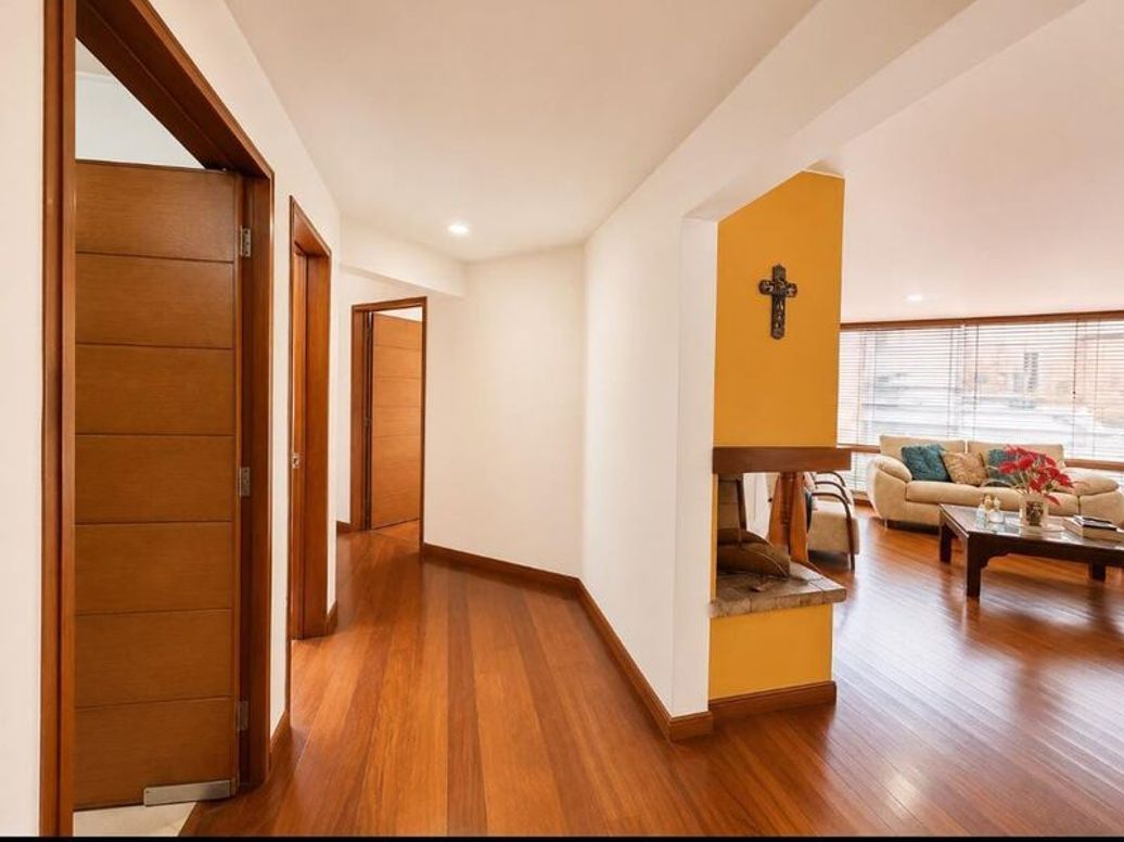 Apartamento de 3 alcobas en venta en Rincon Del Chicó, Bogotá, 112 m² · foto 7 de 15