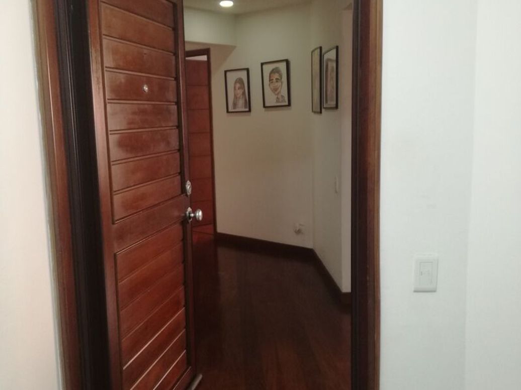 Apartamento de 3 alcobas en venta en Rincon Del Chicó, Bogotá, 112 m² · foto 2 de 15