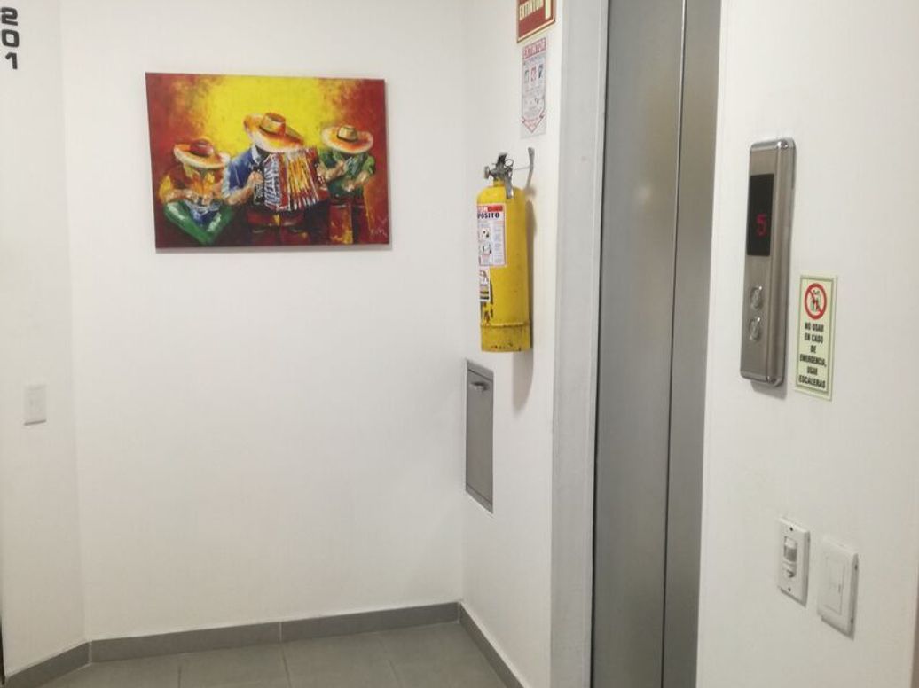 Apartamento de 3 alcobas en venta en Rincon Del Chicó, Bogotá, 112 m² · foto 4 de 15