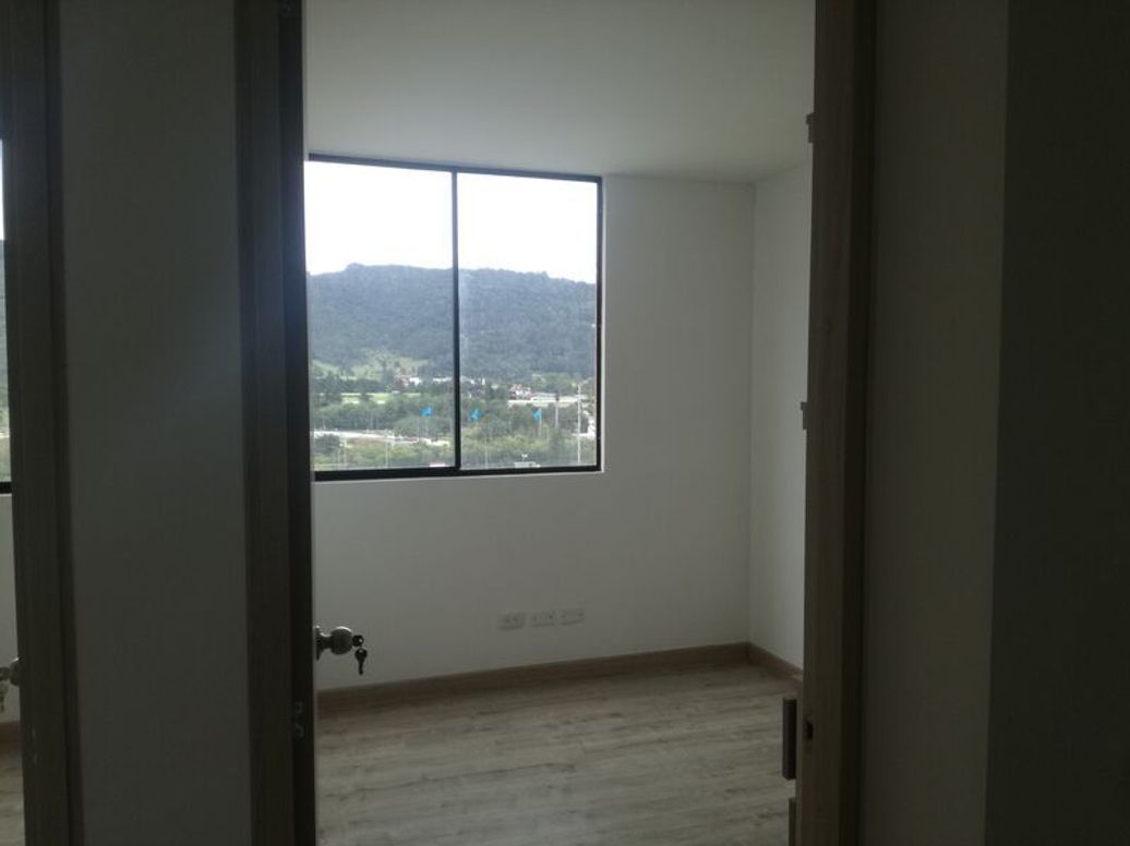 Apartamento de 3 alcobas en venta en Casa Blanca, Bogotá, 71 m² · foto 10 de 20