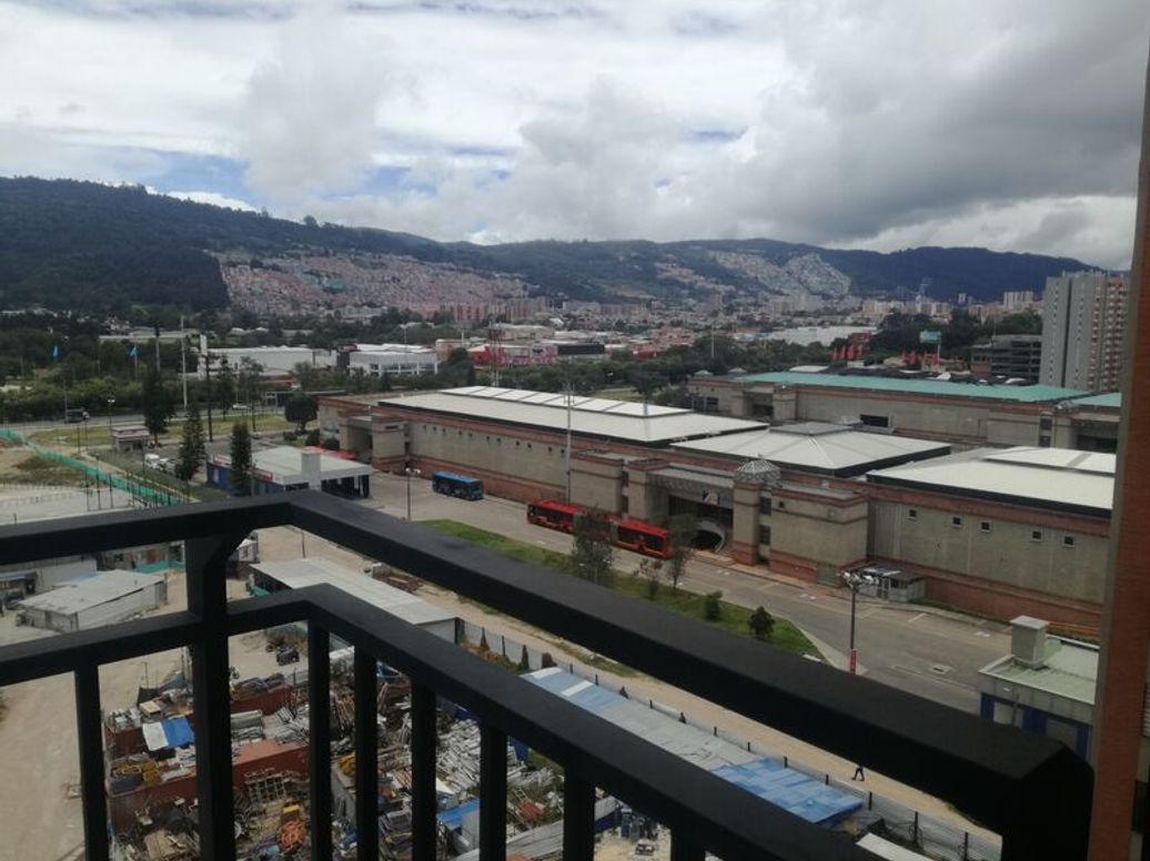 Apartamento de 3 alcobas en venta en Casa Blanca, Bogotá, 71 m² · foto 5 de 20