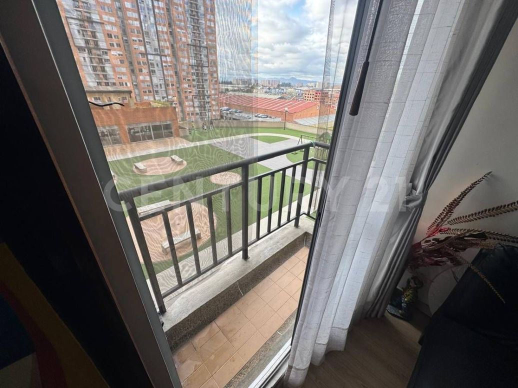 Apartamento de 3 alcobas en venta en El Vergel, Bogotá, 66 m² · foto 12 de 20
