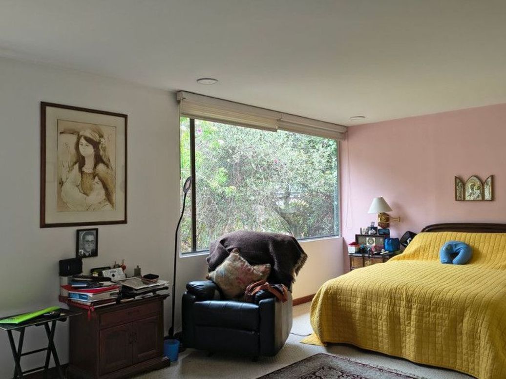 Casa de 4 alcobas en venta en Santa Barbara Alta, Bogotá, 523 m² · foto 3 de 8