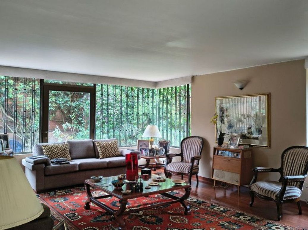 Casa de 4 alcobas en venta en Santa Barbara Alta, Bogotá, 523 m² · foto 5 de 8