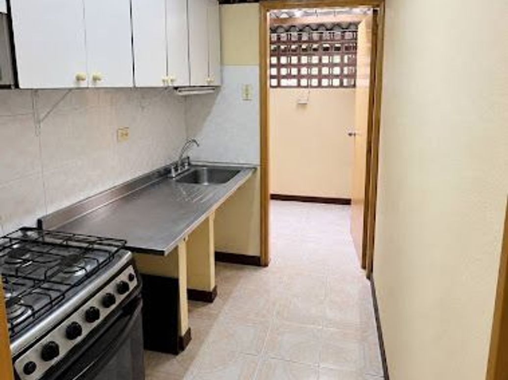 Casa de 4 alcobas en venta en La Clarita, Bogotá, 151 m² · foto 7 de 20