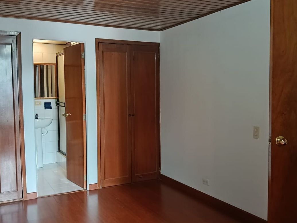 Apartamento de 3 alcobas en venta en Jorge Eliécer Gaitán, Bogotá, 83 m² · foto 15 de 20