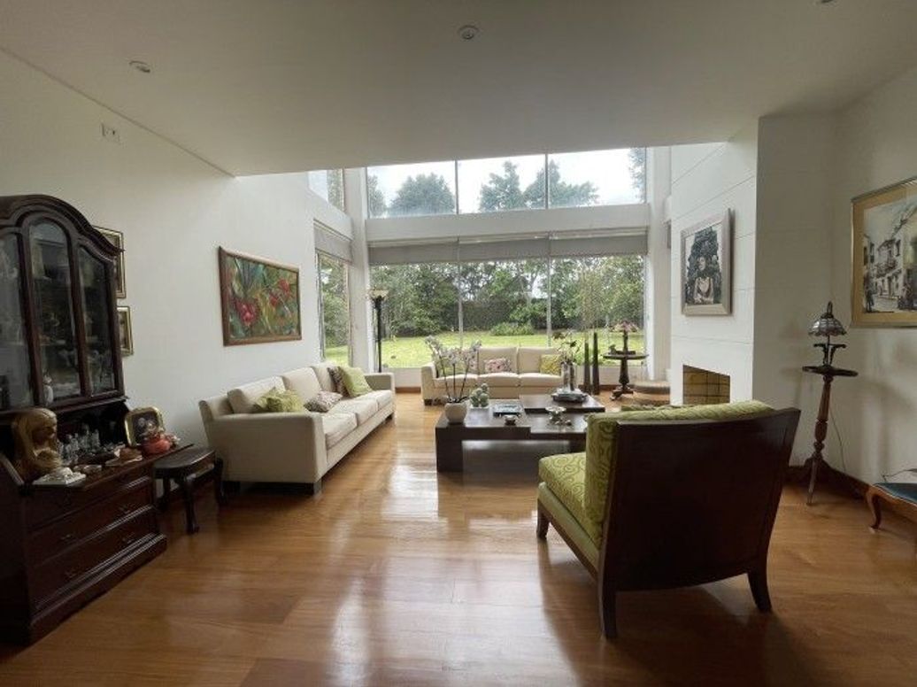 Casa de 4 alcobas en venta en Casa Blanca, Bogotá, 434 m² · foto 7 de 20