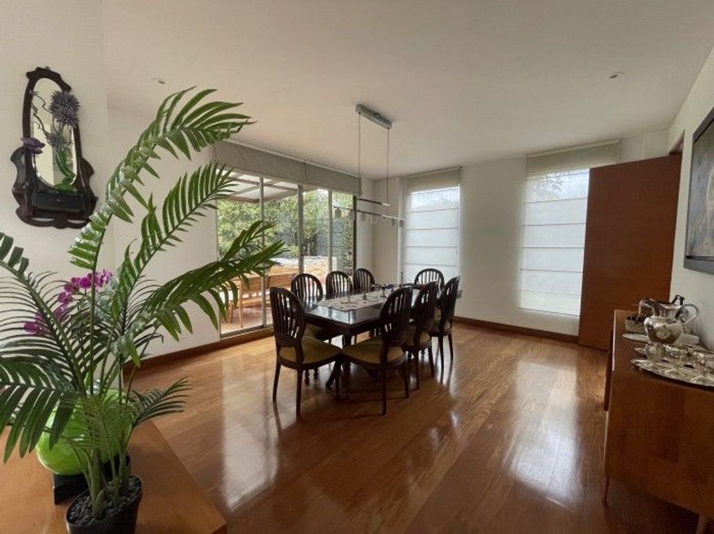 Casa de 4 alcobas en venta en Casa Blanca, Bogotá, 434 m² · foto 9 de 20