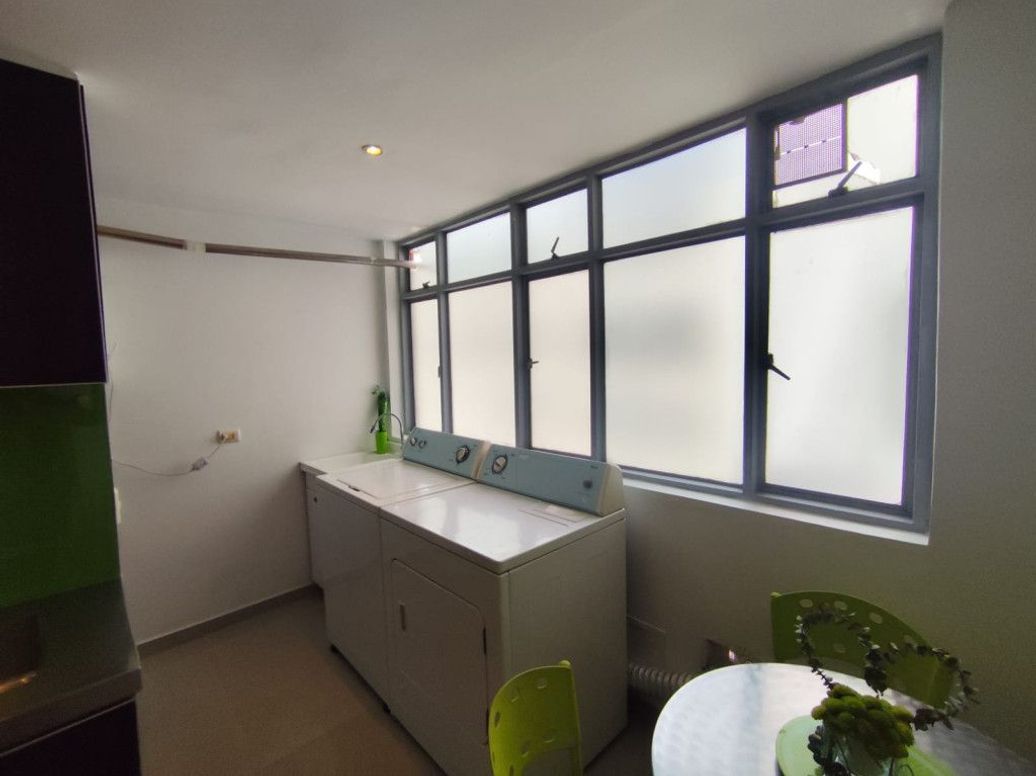 Apartamento de 2 alcobas en venta en Chico Norte Et. Ii, Bogotá, 146 m² · foto 6 de 20