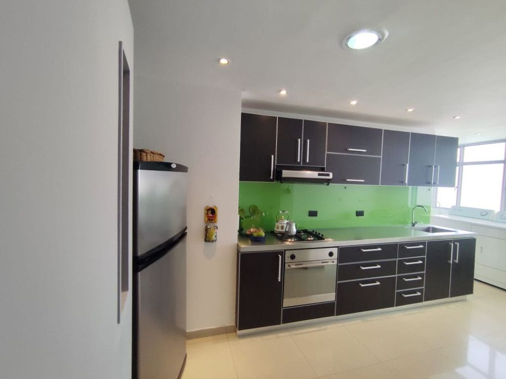 Apartamento de 2 alcobas en venta en Chico Norte Et. Ii, Bogotá, 146 m² · foto 4 de 20