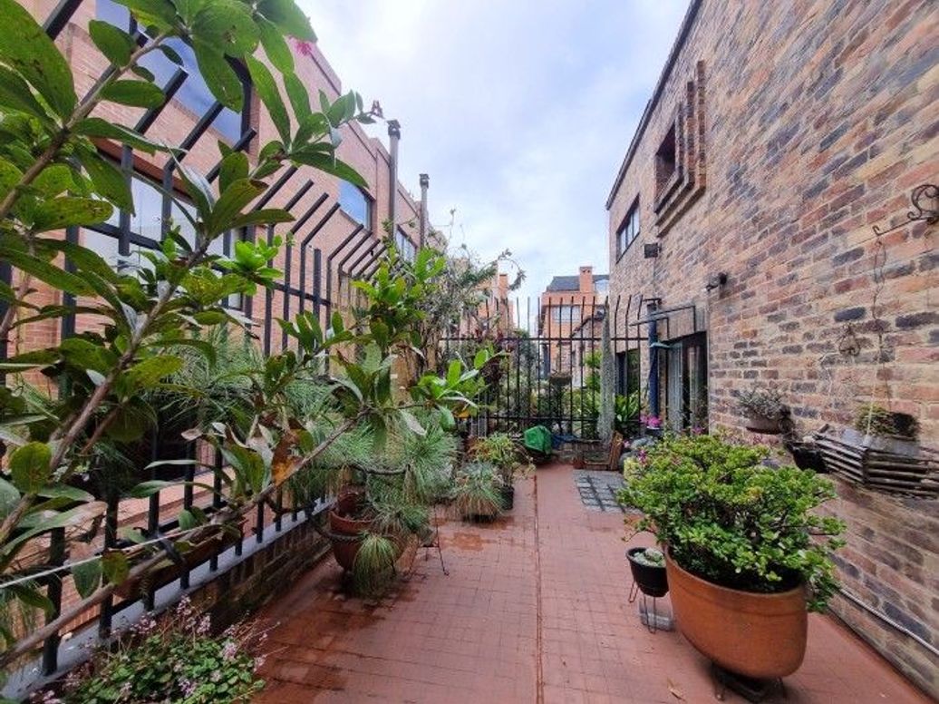 Casa de 3 alcobas en venta en San Patricio, Bogotá, 165 m² · foto 16 de 20
