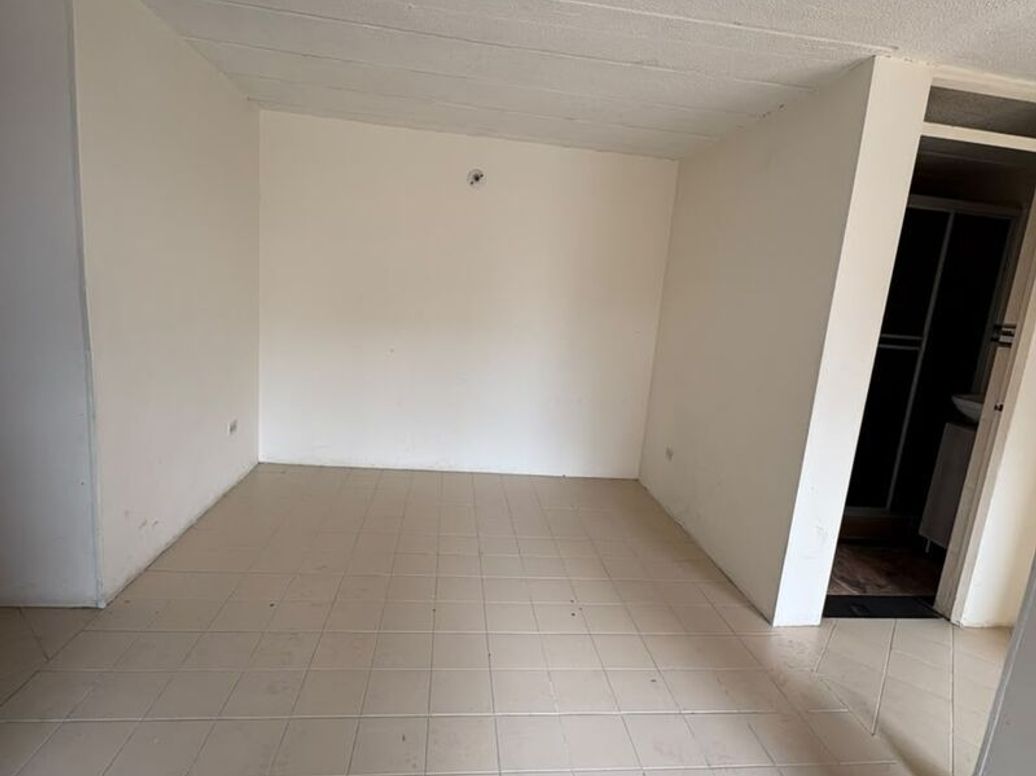 Apartamento de 2 alcobas en venta en Bosa, Bogotá, 44 m² · foto 6 de 19