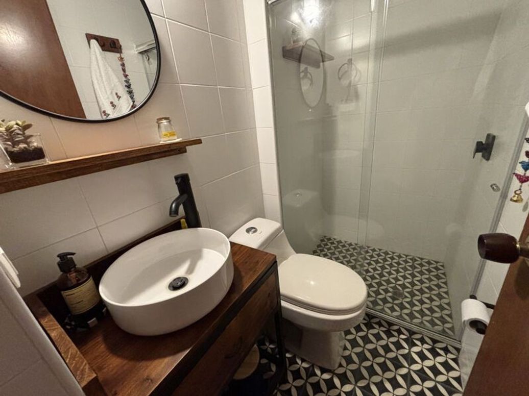 Apartamento de 3 alcobas en venta en Los Cedritos, Bogotá, 66 m² · foto 18 de 20