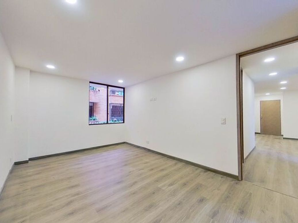 Apartamento de 2 alcobas en arriendo en Santa Barbara Central, Bogotá, 80 m² · foto 12 de 19