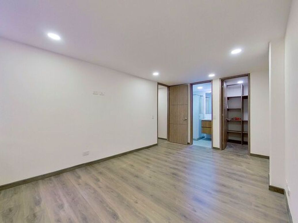 Apartamento de 2 alcobas en arriendo en Santa Barbara Central, Bogotá, 80 m² · foto 10 de 19