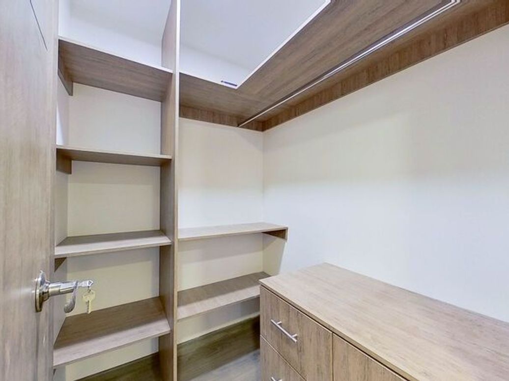 Apartamento de 2 alcobas en arriendo en Santa Barbara Central, Bogotá, 80 m² · foto 13 de 19