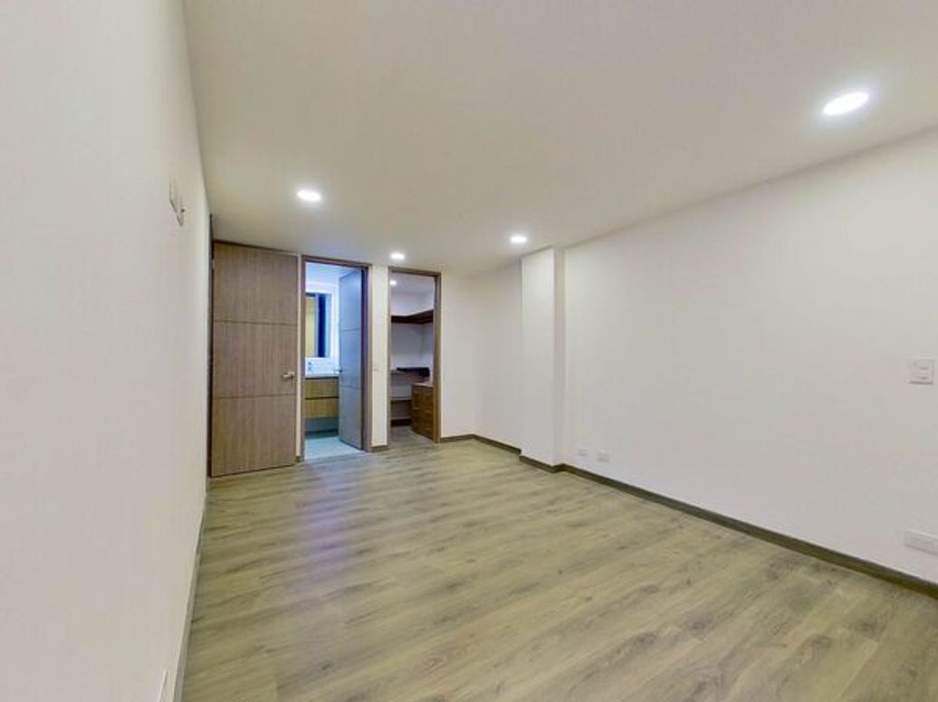 Apartamento de 2 alcobas en arriendo en Santa Barbara Central, Bogotá, 80 m² · foto 18 de 19
