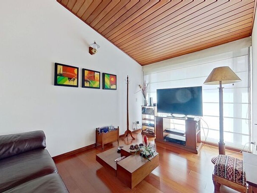 Casa de 4 alcobas en venta en Santa Barbara Central, Bogotá, 385 m² · foto 16 de 20