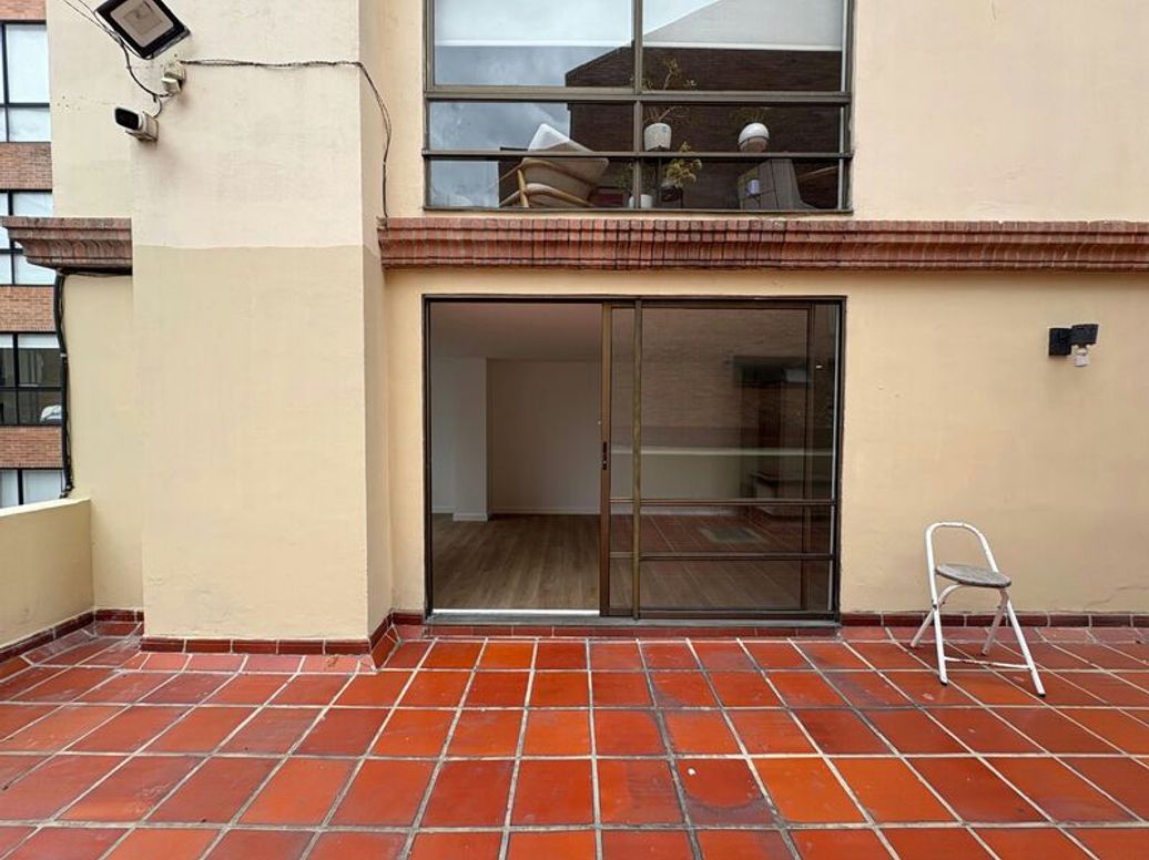 Apartamento de 3 alcobas en venta en Santa Barbara Central, Bogotá, 110 m² · foto 5 de 20