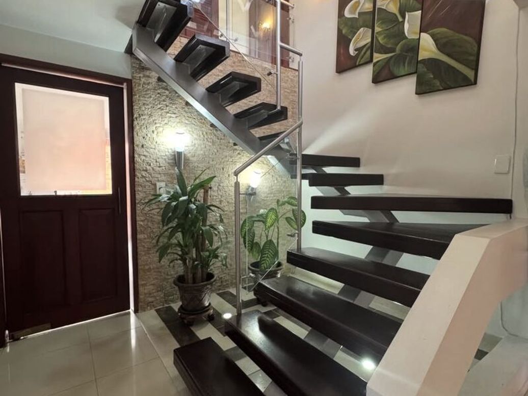 Casa de 3 alcobas en venta en Villa Del Prado, Bogotá, 460 m² · foto 5 de 9