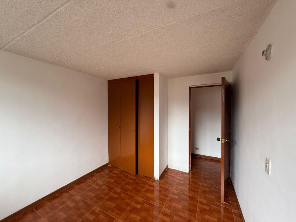 Apartamento de 3 alcobas en venta en Ub. Bosques, Bogotá, 82 m² · foto 12 de 15